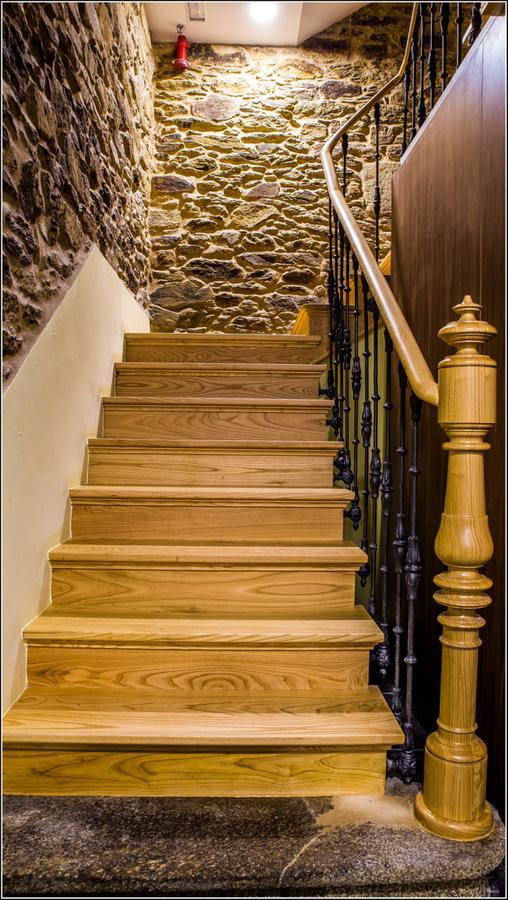 Oxford Suites Santiago De Compostela Ngoại thất bức ảnh